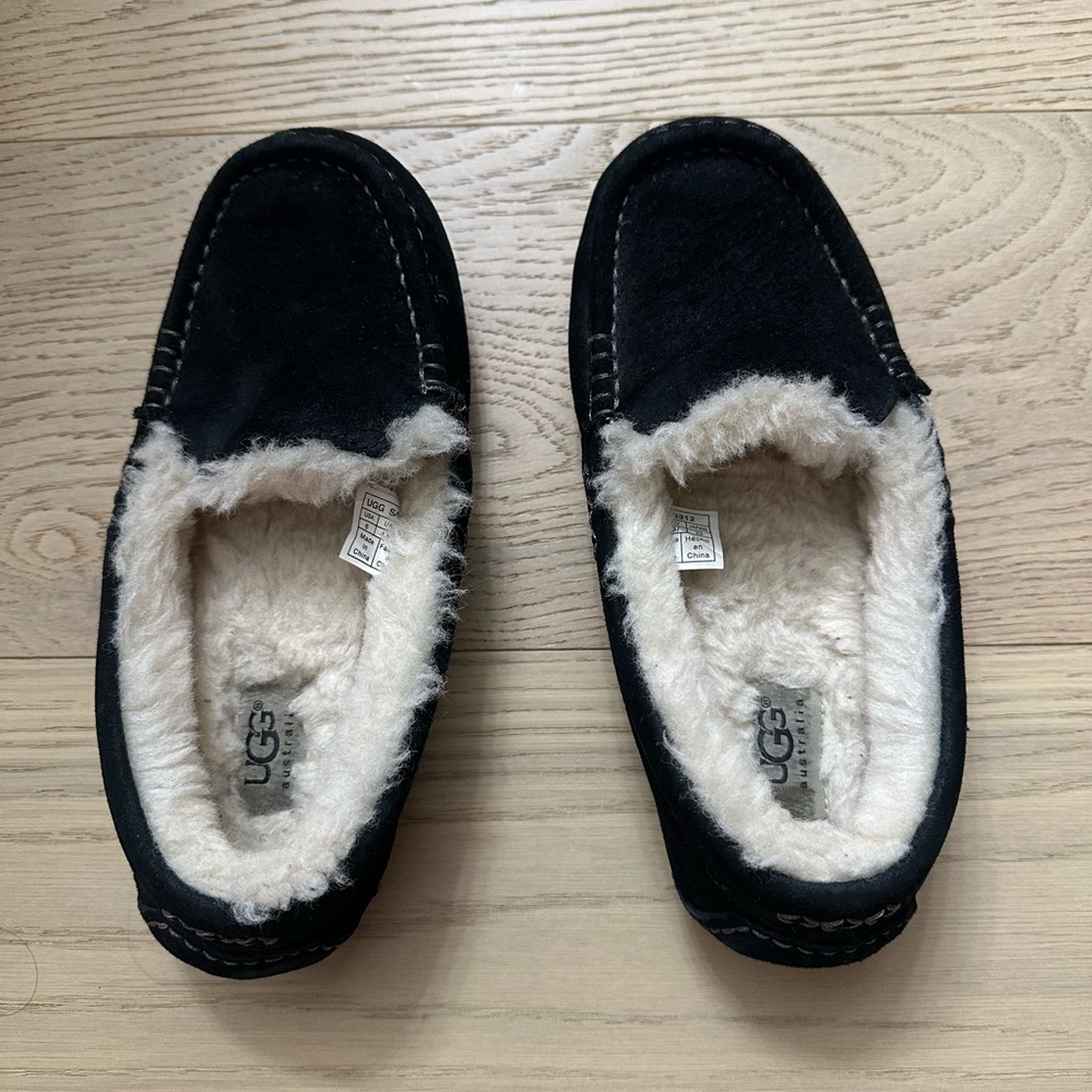Ugg Moccasins Ansley Water Resistant Slipper